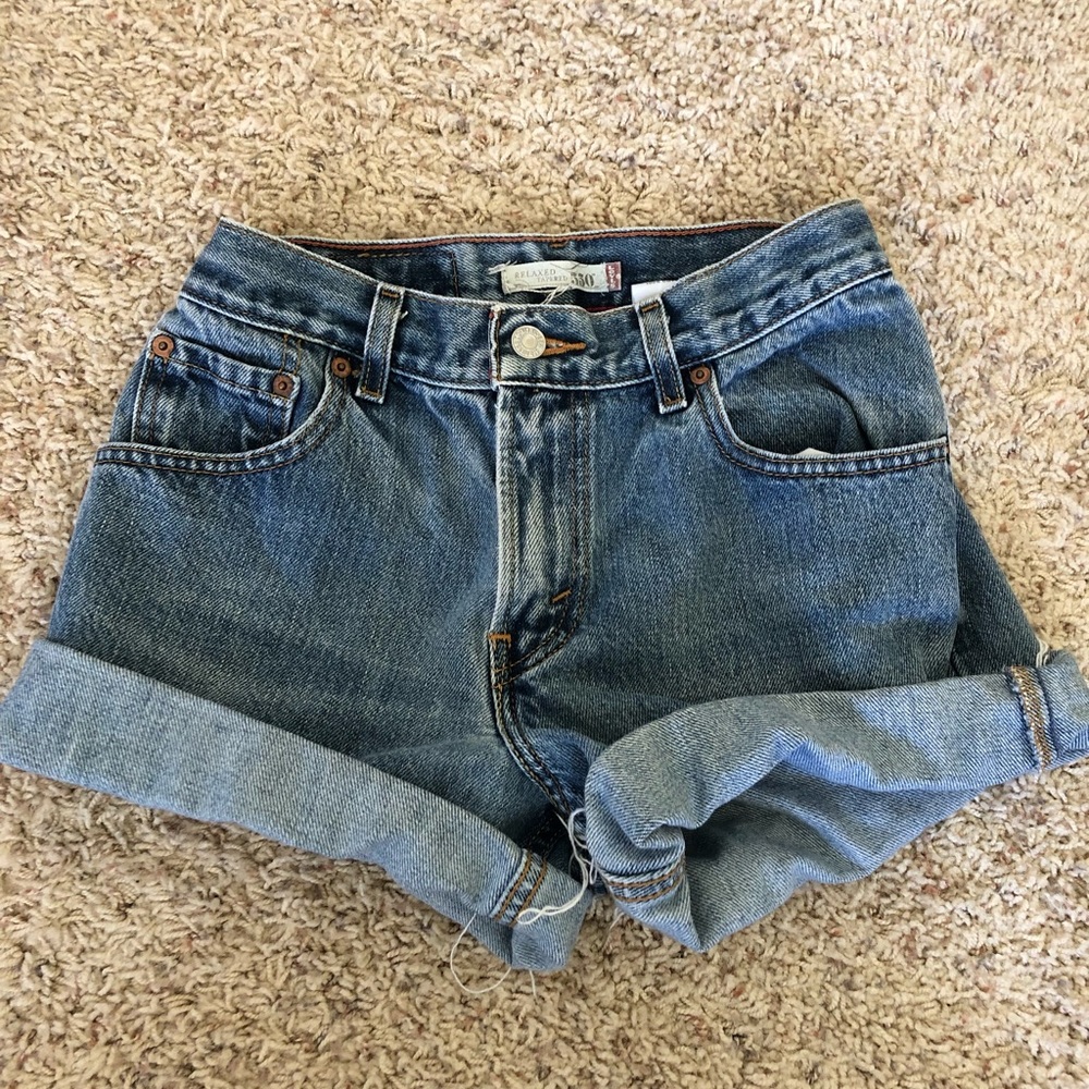 Vintage Levi’s 550 Denim Shorts